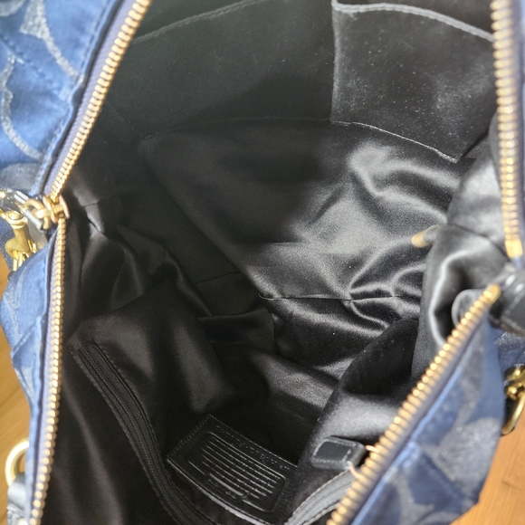 COACH CAMBPELL SIGNATURE METALLIC SATCHEL - Picture 9 of 11